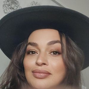 Meet your Posher, Armoured up